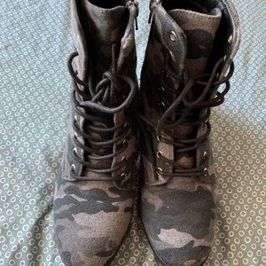 Camo boots